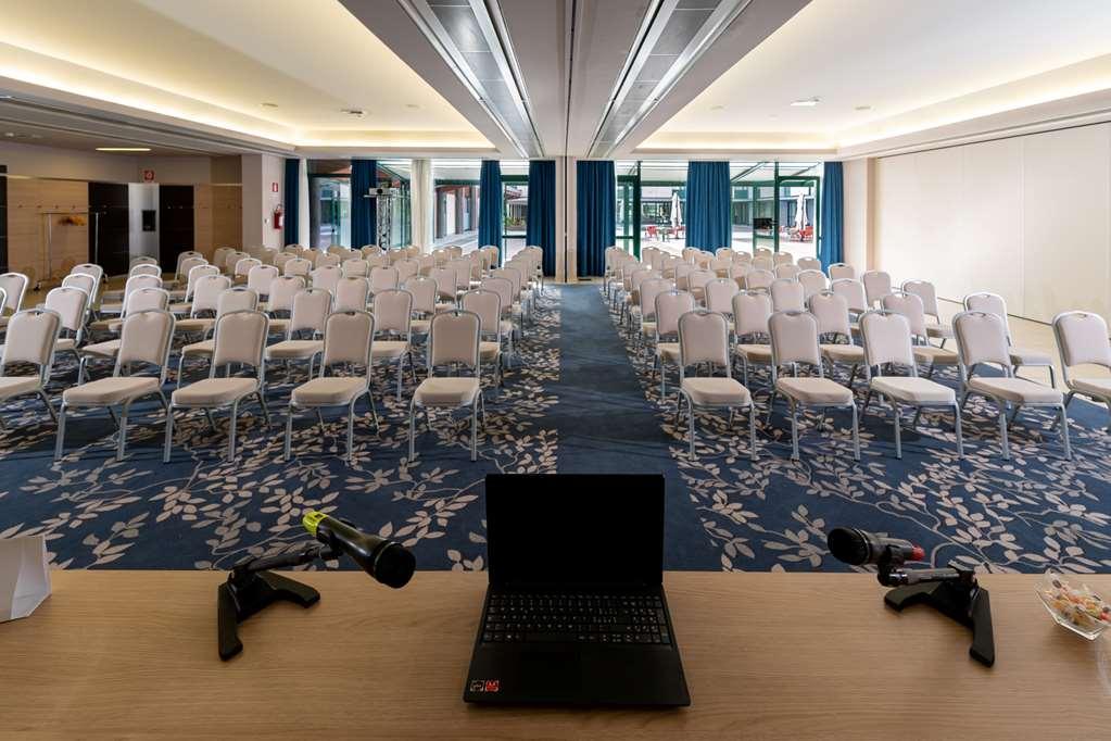 מלון Doubletree By Hilton Milan Malpensa Solbiate Olona מתקנים תמונה