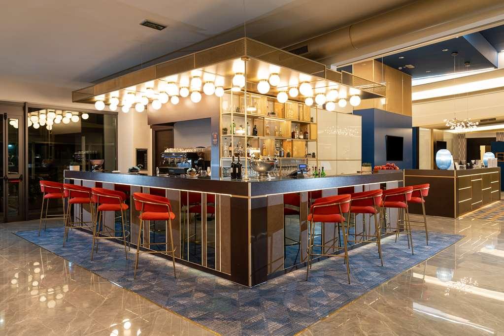 מלון Doubletree By Hilton Milan Malpensa Solbiate Olona מסעדה תמונה